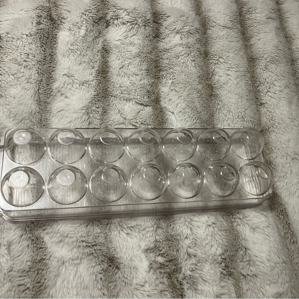 Egg Storage Container - Picture 2 of 2